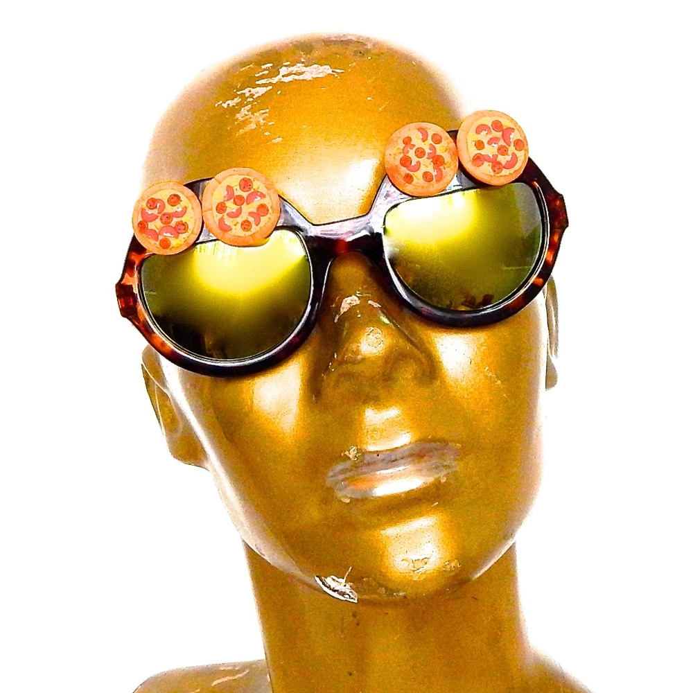 GASOLINE GLAMOUR PIZZA PARTY WORKS PIE WILDE CATERPILLAR GLASSES 🍕 🍕 🍕